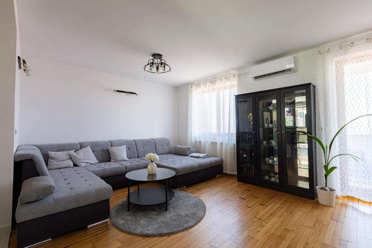 Villa Andrea Koper Buitenkant foto